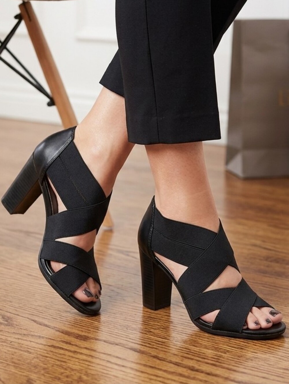 Life Stride Soft System Size 8.5 Heel 3"